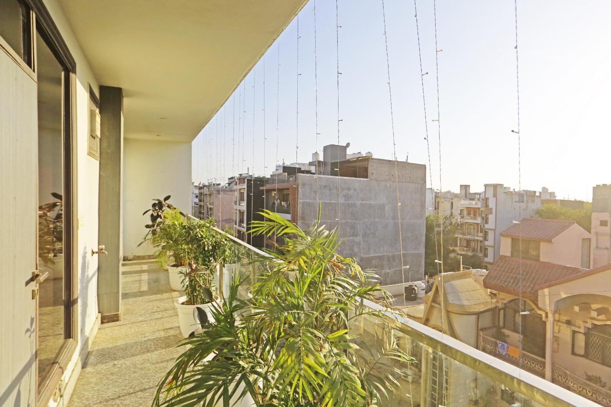 Hotel Aerostar Gold - Opposite Max Healthcare Delhi  Esterno foto